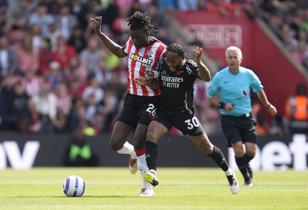 早报：上海双雄末轮争冠？这集我看过……