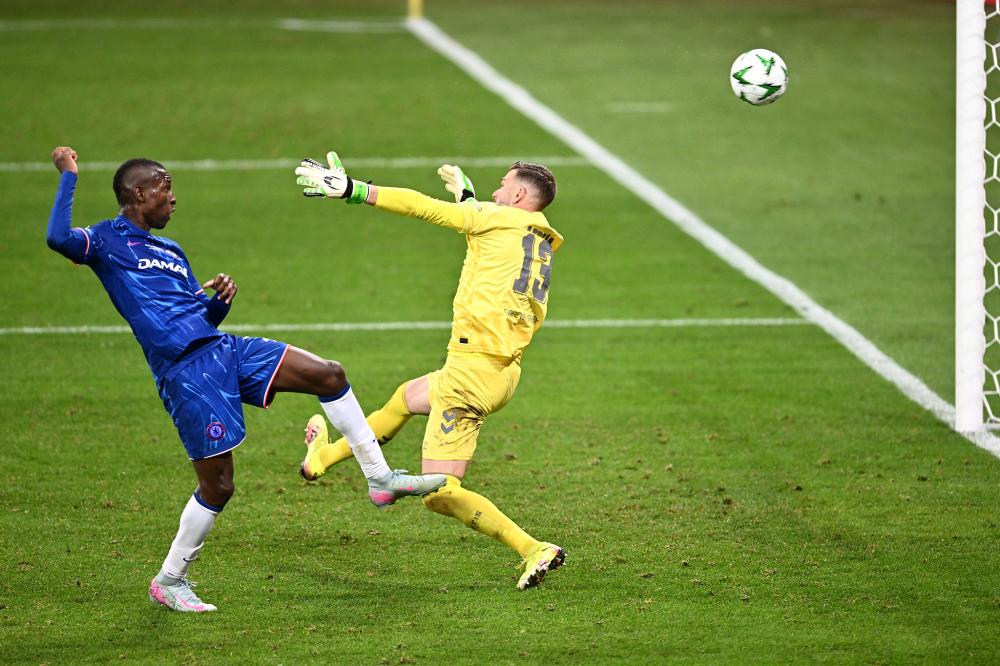 镜报：罗马已对齐尔克泽采取行动，尤文、西汉姆和埃弗顿也感兴趣